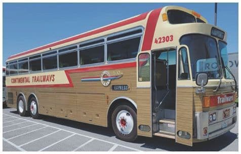 Iconic Replicas 870545 Eagle Model 05 Coach 1971 Trailways Golden Eagle 1:87 Scale