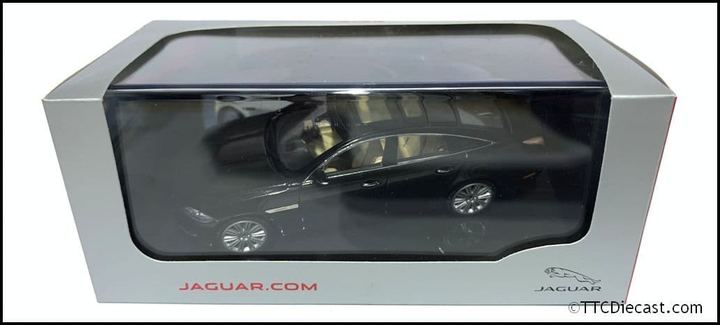 IXO JDCAXJ Jaguar XJ, Amethist Black, 1:43 Scale