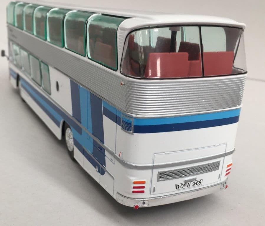 IXO MAG HC27 Neoplan Skyliner NH22L - Germany 1983 - 1/43 Scale *LAST FEW*