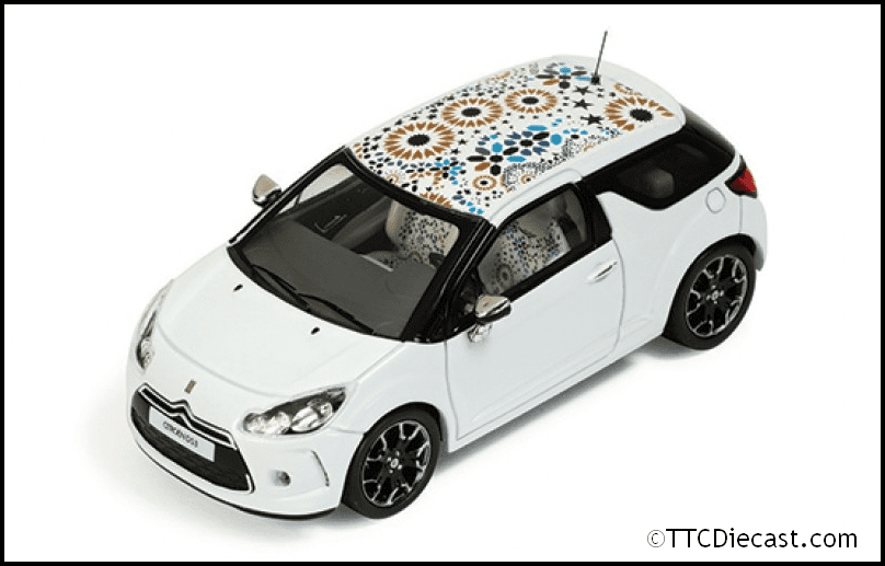 IXO MOC120 Citroen Ds3 Kenzo 2010, 1:43 Scale