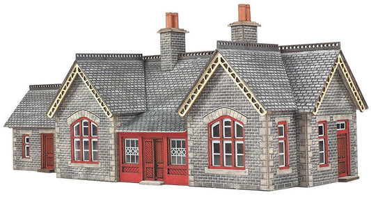 Metcalfe PN933 N Gauge Settle-Carlisle Station