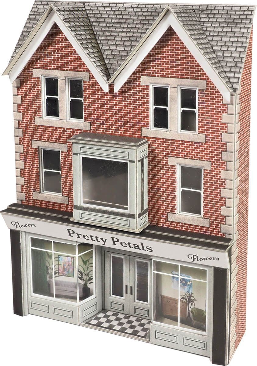 Metcalfe PO374 L/R Shop Front "N0.7 High Street" OO Gauge