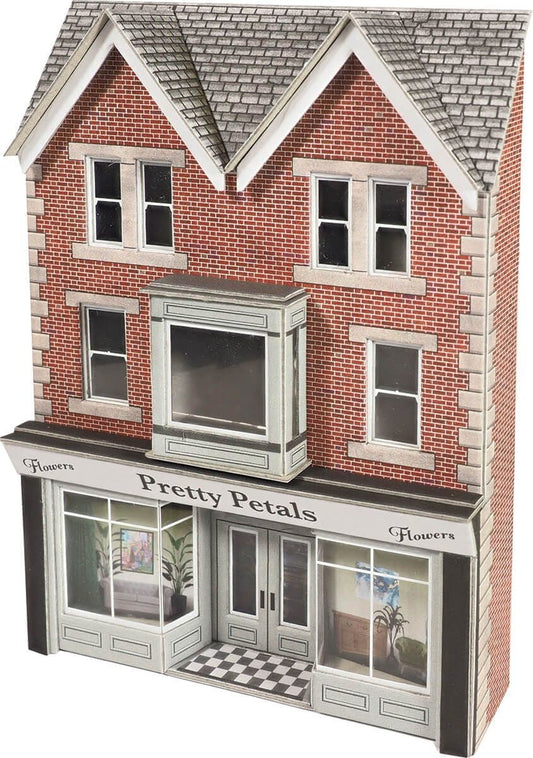 Metcalfe PO374 L/R Shop Front "N0.7 High Street" OO Gauge