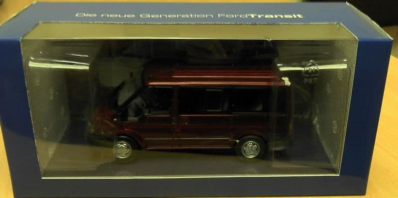 Minichamps 403 081213, 1:43 Scale Ford Transit Mk6 Torneo Kombi 2000 Red, Ford Dealer Package