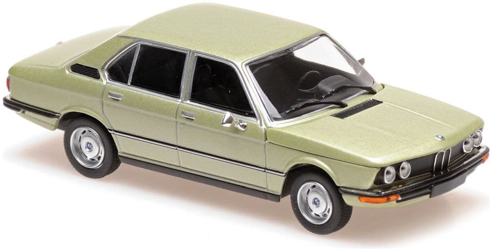 Minichamps 940 023005 Bmw 520, 1972, Green Metallic 1:43 Scale *PRE ORDER £33.99*