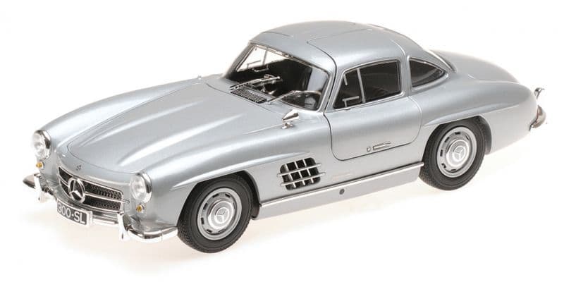Minichamps 110 037210 Mercedes Benz 300 SL (W198) 1955 Silver with Openings 1/18 Scale PRE ORDEr