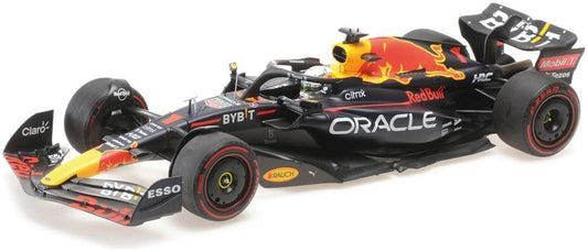 Minichamps 110 221301 Oracle Red Bull Racing RB18 Max Verstappen 1st Hungarian GP 2022