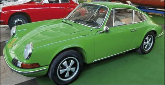 Minichamps 155 063001 Porsche 911 1972 Green (Sealed Body) 1/18 Scale *PRE ORDER £ 130*