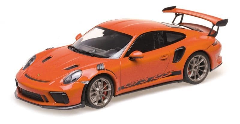 Minichamps 155 068225 Porsche 911 GT3RS (991.2) 2019 Lava Orange W/ Platinum Wheels Sealed Body