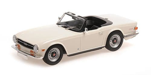 Minichamps 155 132035 Triumph TR6 1969 White (LHD) 1/18 Scale