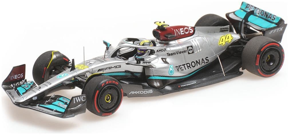 Minichamps 417 220144 Mercedes AMG Petronas F1 Lewis Hamilton W13 E Performance Bahrain GP 2022
