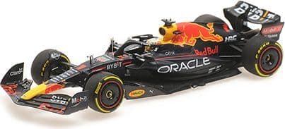 Minichamps 417 220801 Oracle Red Bull Racing RB18 Max Verstappen Winner Azerbaijan GP 2022