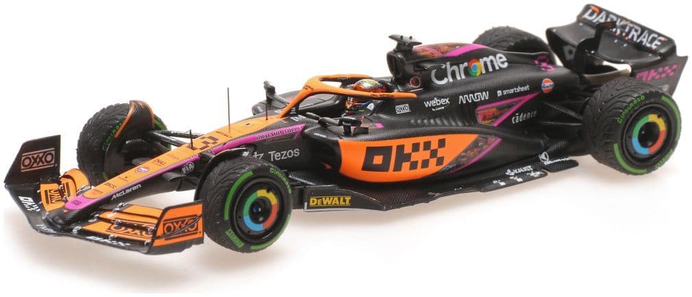 Minichamps 537 226003 McLaren F1 Team MCL36 Daniel Ricciardo Singapore GP 2022 1/43 PRE ORDER
