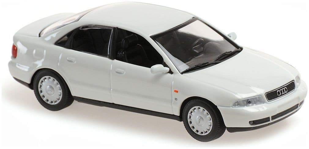 Minichamps 940 015000 Audi A4 1995 White 1/43 Scale *PRE ORDER £ 38.33*