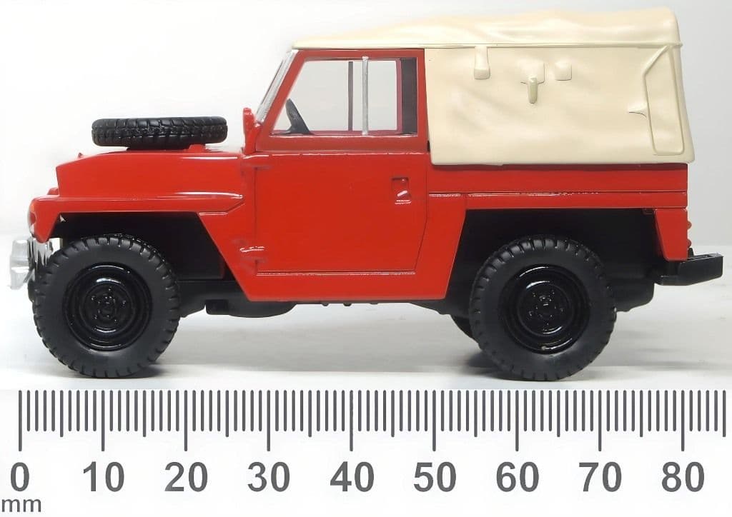 Oxford 43LRL011 Land Rover Lightweight Red 1/43 Scale.