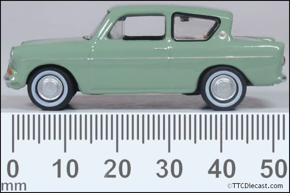 Oxford 76105010 Ford Anglia Spruce Green 1:76 Scale