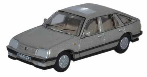 Oxford 76CAV001 Vauxhall Cavalier - Champagne Platinum