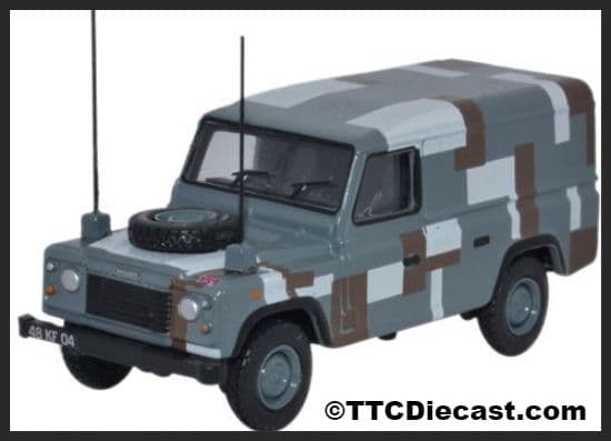 Oxford 76DEF012 Land Rover Defender Berlin Scheme