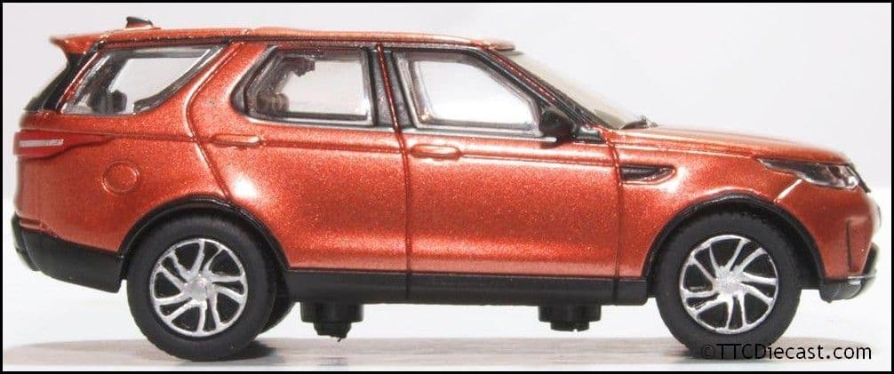 Oxford 76DIS5004 Land Rover Discovery 5 Namib Orange