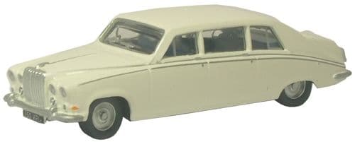 Oxford 76DS001 Daimler DS420 Limousine - O E White