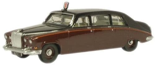Oxford 76DS004 Daimler DS420 Limo Claret/Black (Queen Mot