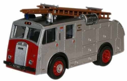 Oxford 76F8001 Dennis F8 - London Fire Brigade
