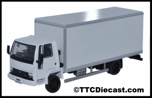 Oxford 76FCG002 Ford Cargo Box Van - White