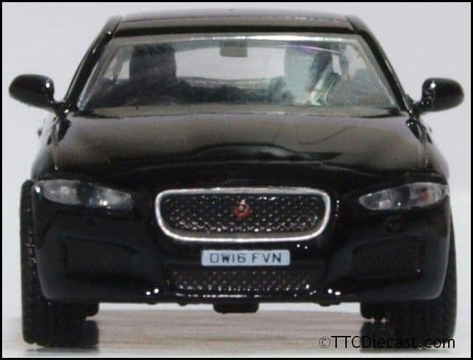 Oxford 76JXE003 Jaguar XE Narvik Black