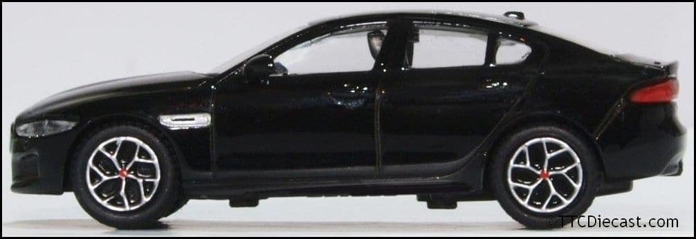 Oxford 76JXE003 Jaguar XE Narvik Black