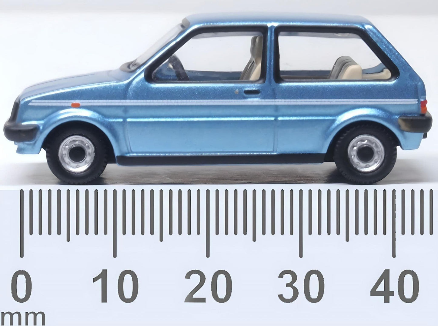 Oxford 76MET002 Austin Mini Metro Denim Blue Metallic 1/76 Scale