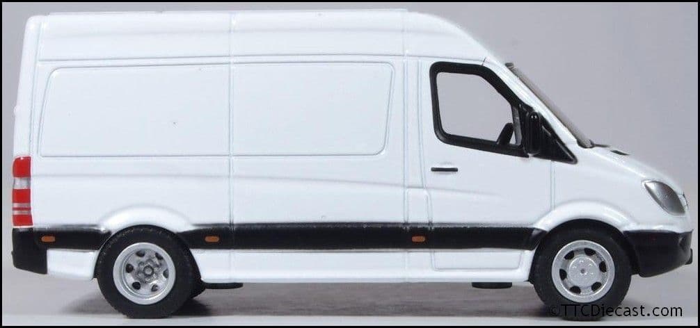Oxford 76MSV004 Mercedes Sprinter White, 1/76 Scale