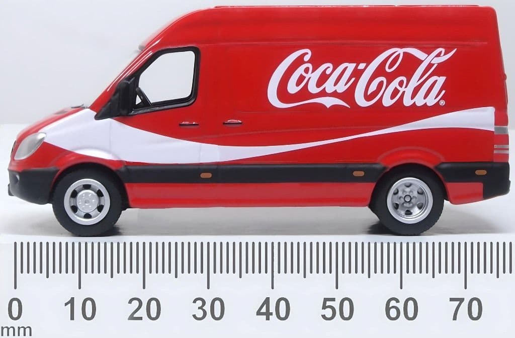 Oxford 76MSV007CC Mercedes Sprinter Coca Cola 1/76 Scale