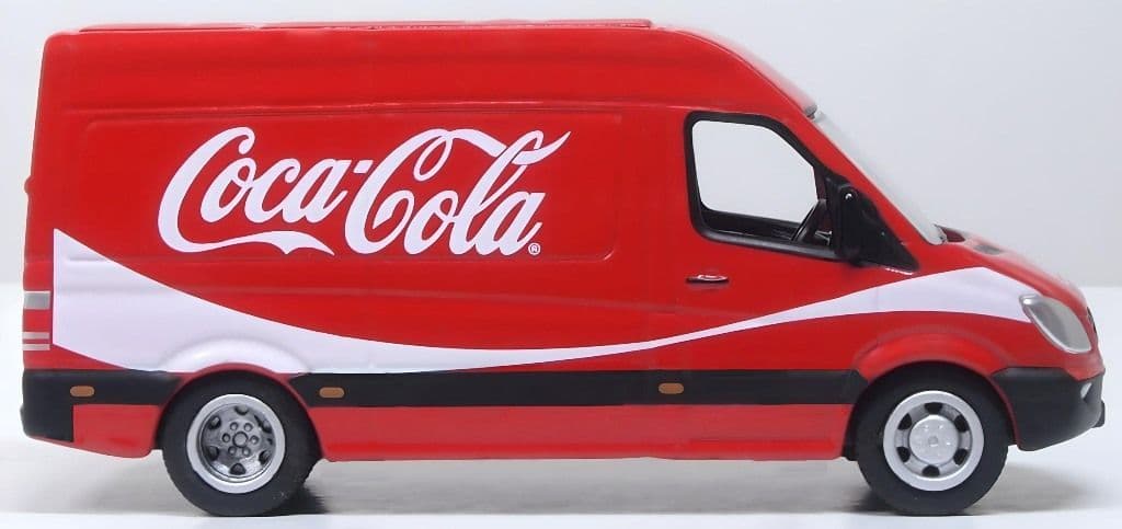 Oxford 76MSV007CC Mercedes Sprinter Coca Cola 1/76 Scale