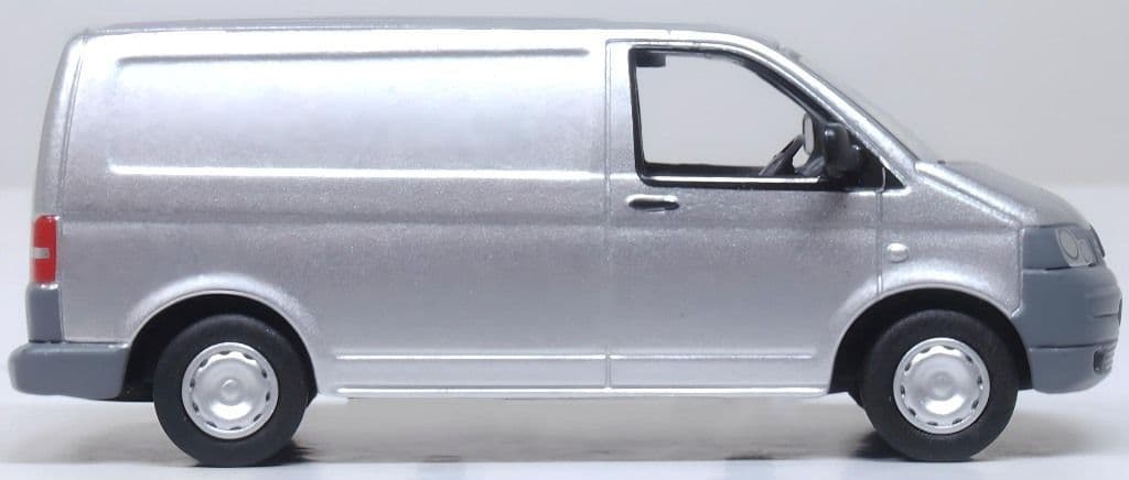 Oxford 76T5V006 VW T5 Van Silver 1/76 Scale