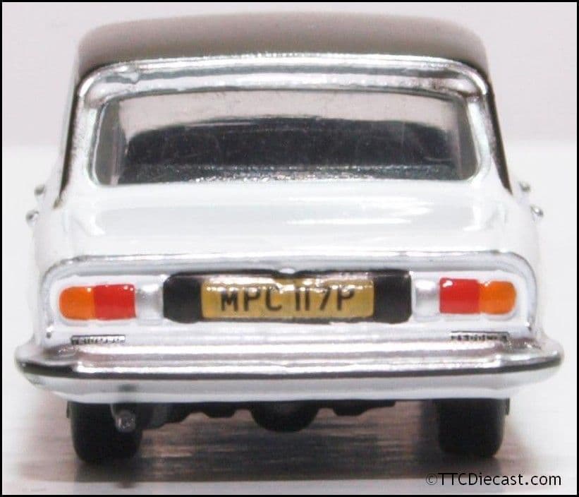 Oxford 76TP007 Triumph 2500 Sebring White