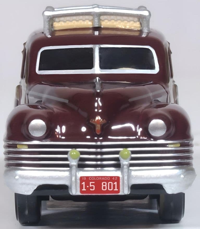 Oxford 87CB42001 Chrysler T + C Woody Wagon 1942 Regal 1:87 Scale