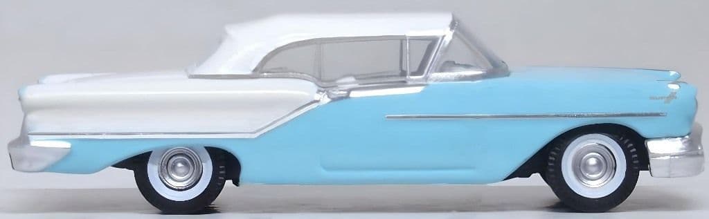 Oxford 87OC57002 Oldsmobile 88 Convertible 1957 (Roof Up) - Banff Blue/Alcan White - 1/87 Scale