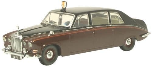 Oxford DS004 Daimler DS420 Limo Claret/Black (Queen Mot - 1/43 Scale
