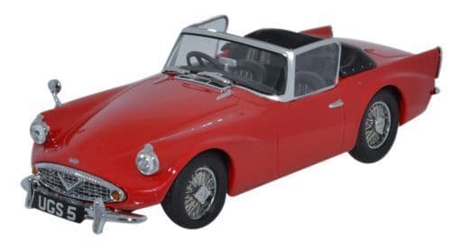 Oxford DSP002 Daimler SP250 - Royal Red - 1/43 Scale