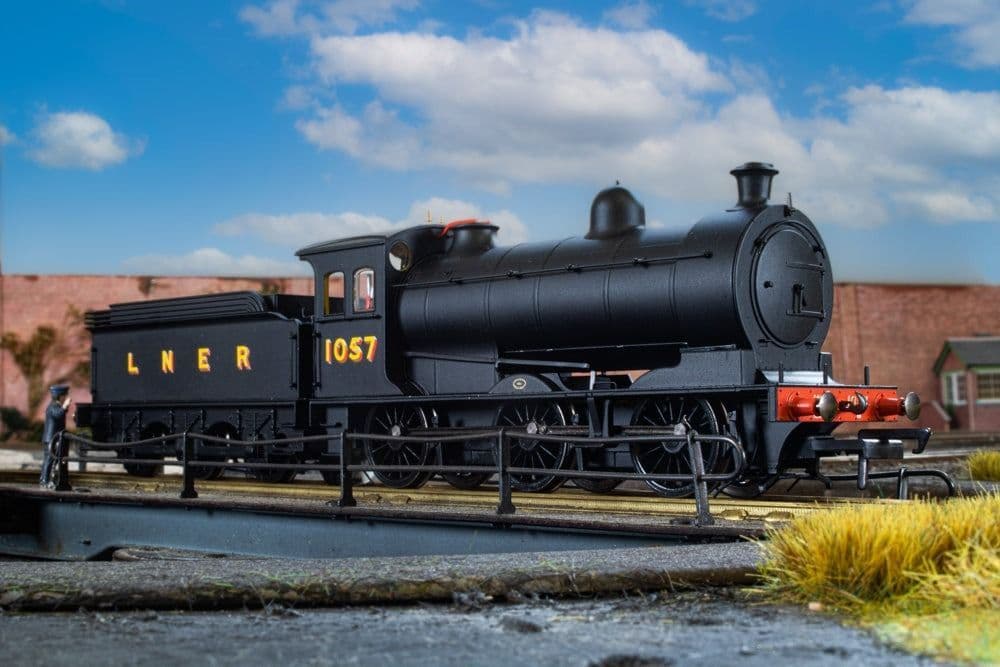 Oxford Rail OR76J26001XS J26 Loco LNER 0-6-0 Class J26 1057 (Sound)
