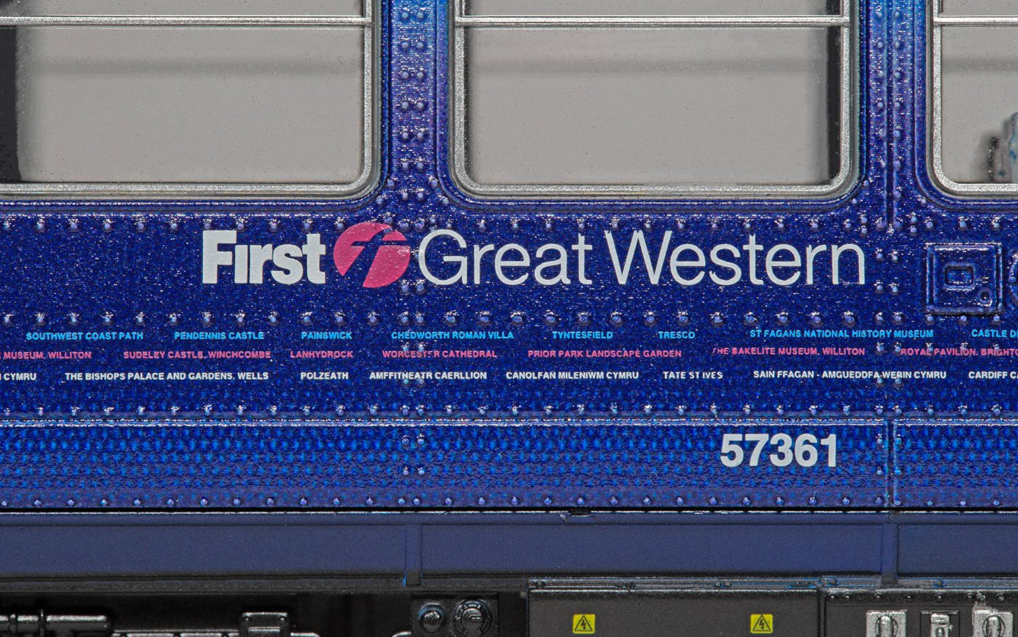 Hornby R30357 FGW, Class 153, No. 153361, Era 9,  OO Gauge