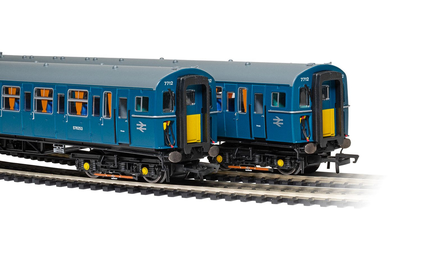 Hornby R30447 BR Class 423 - 4 VEP Train Pack, OO Gauge