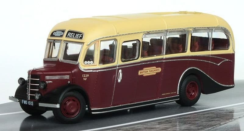 Rapido 920007 Bedford OB Duple Vista, British Railways, 1:76 Scale *LAST FEW*