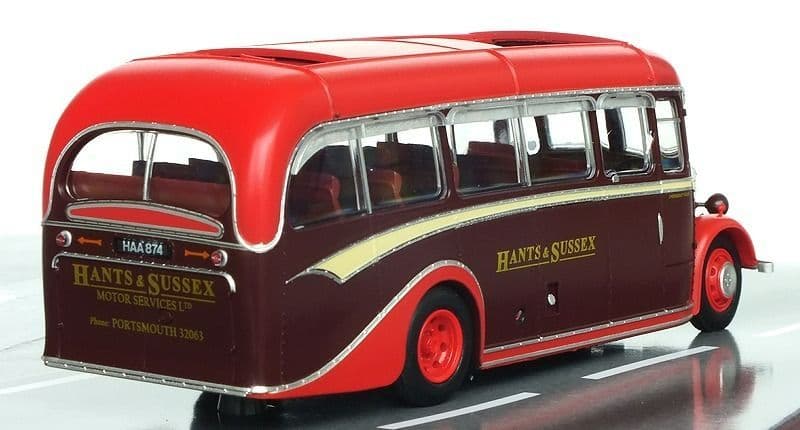 Rapido 920008 Bedford OB Duple Vista, Hants & Sussex, 1:76 Scale *LAST FEW*