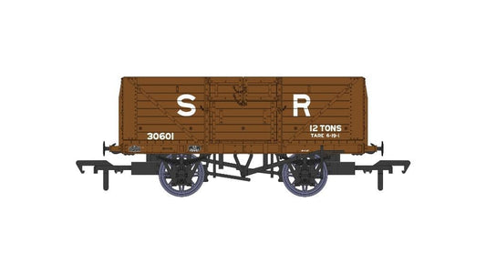 Rapido 940002 D1379 8 Plank Wagon SR No.30601 , OO Gauge