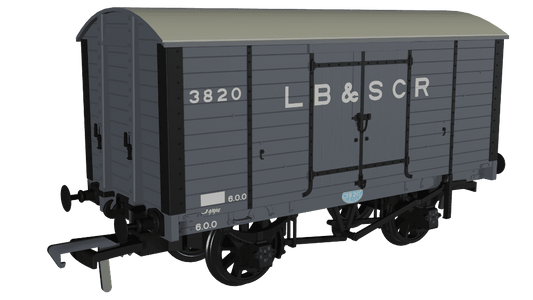 Rapido 979002 LB&SCR Dia.8 Van - LB&SCR No.3820 OO Gauge *PRE ORDER £31.46*