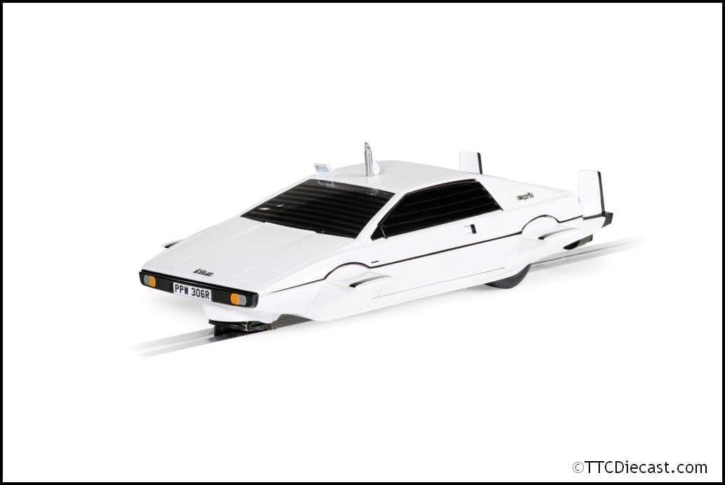 Scalextric C4359 James Bond Lotus Esprit S1 - The Spy Who Loved Me 'Wet Nellie'