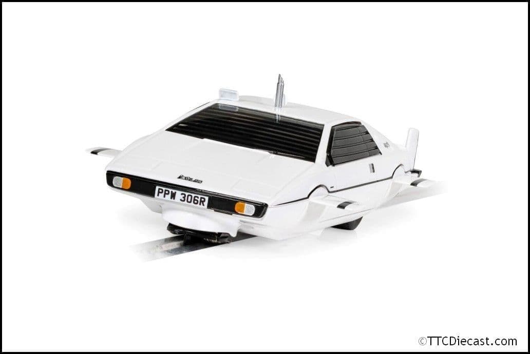 Scalextric C4359 James Bond Lotus Esprit S1 - The Spy Who Loved Me 'Wet Nellie'