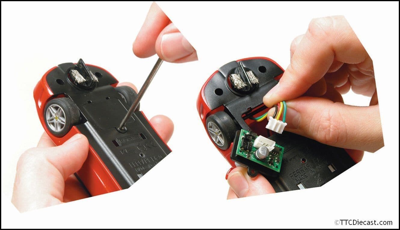 Scalextric C8515 EasyFit Digital Plug (DPR) - Square Type