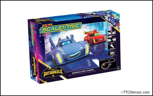 Scalextric G1185M My First Scalextric Batwheels Batman vs Robin Battery Powered Race Set